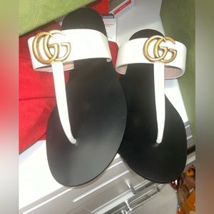 Gucci thong sandal